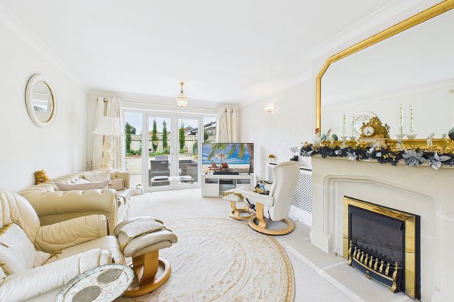1 Fernside, High Wycombe photo 2