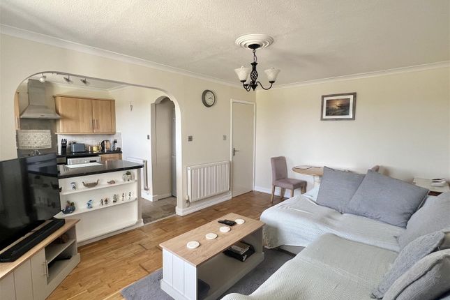 48, Penwithick Park, Penwithick photo 3