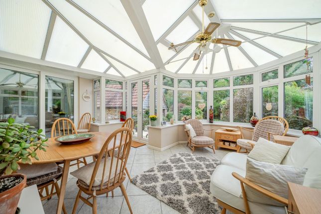 1, Brookside, Milborne Port photo 4
