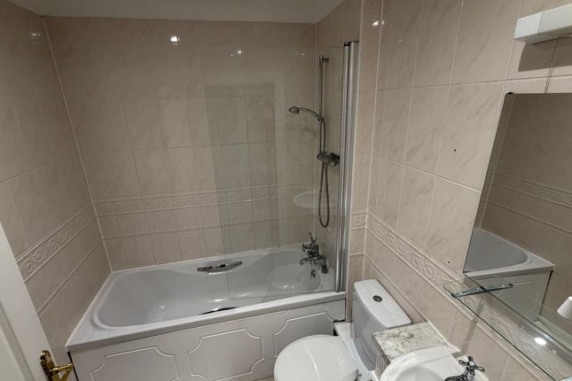 306, Imperial Apartments, Southampton photo 4