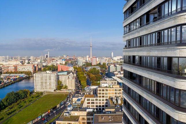 Muhlenstrae 10243 Berlin