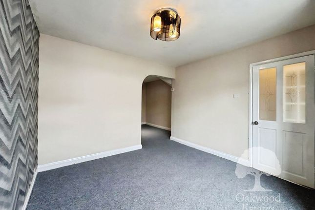 86, Salt Hill Way, Slough photo 5