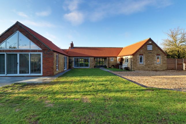Detached bungalow for sale in Brattleby, Lincoln