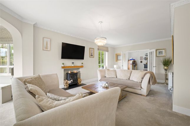 Little Court, 10, Clavering Walk, East Sussex photo 2