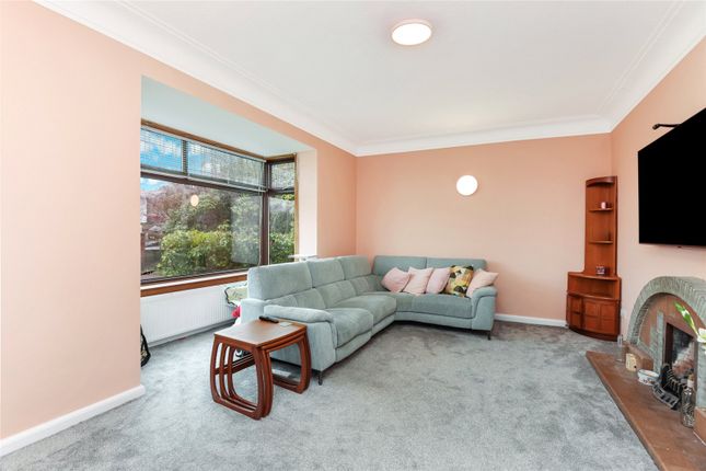 25, Alder Road, Glasgow photo 4