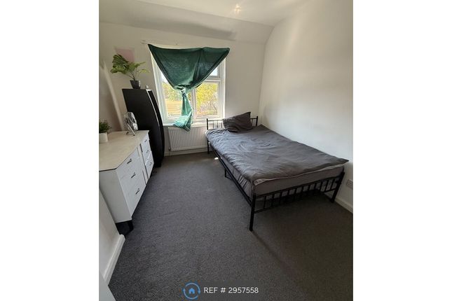 Canonsleigh Road, Dagenham photo 3