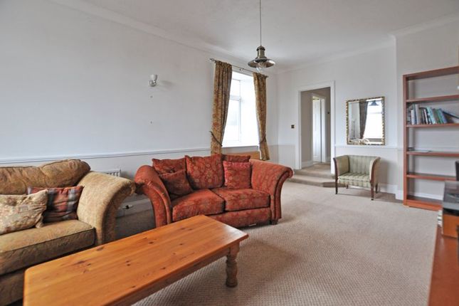 Flat for sale in Spacious Apartment, Caerau Crescent, Newport