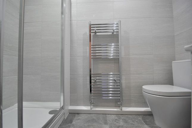 Flat 1 Room 2, 24, Knaresborough Road, North Yorkshire photo 3