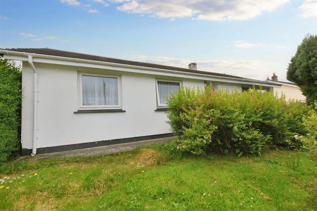3-bed bungalow on 4, Vivian Park, Camborne, £259,950