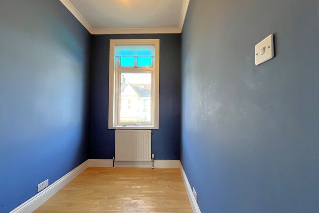 106, Ramuz Drive, Westcliff-on-Sea photo 5