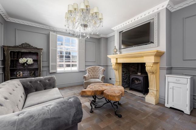 Town house for sale in Mount Street, Liverpool