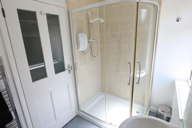 24, Kingsland Avenue, Northampton photo 4