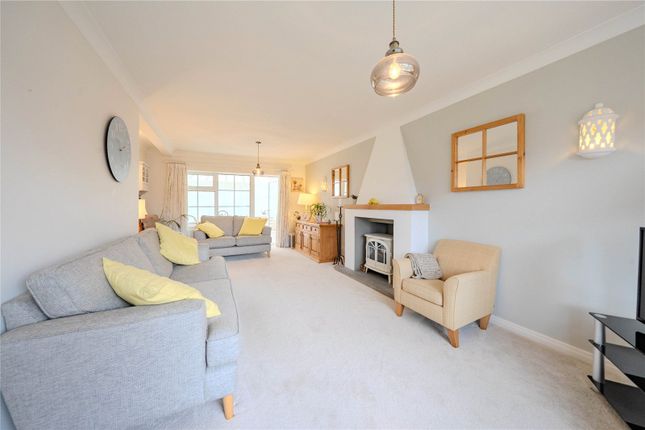 3, Shadwell Park Close, West Yorkshire photo 3
