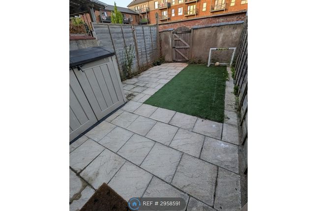 St Margarets Avenue, Manchester photo 4
