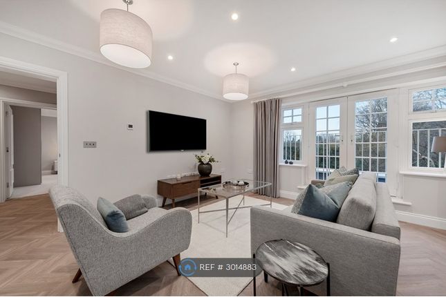 Corner Hall, Salisbury Avenue, Harpenden photo 3