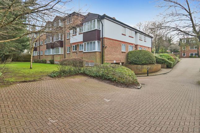 Flat for sale in Foxley Hill Road, Purley