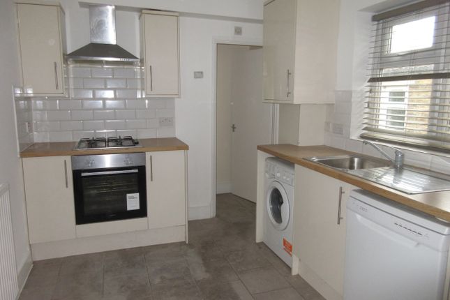 Thumbnail Flat to rent in Skeffington Rd, Eaast Ham