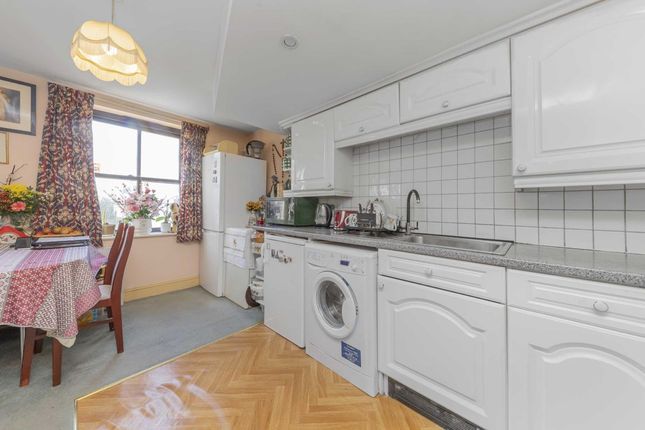 Flat for sale in Wordsworth Place, London
