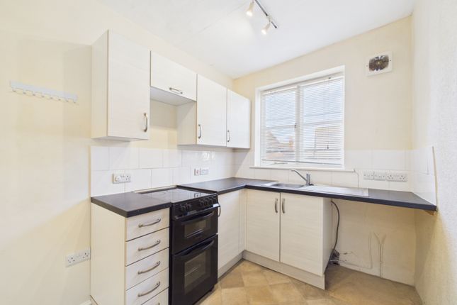 9, Tysoes Court, Tewkesbury photo 4