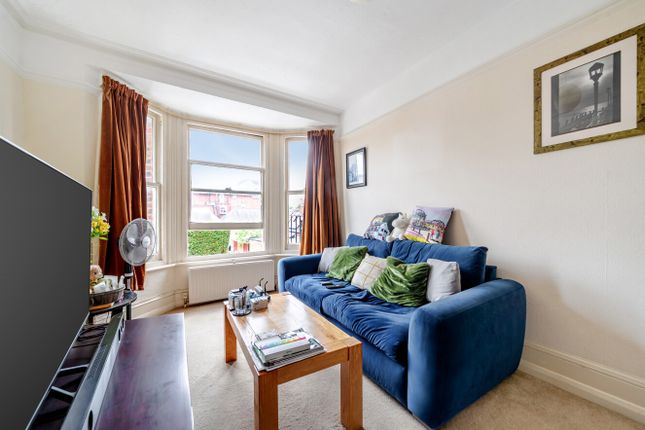 Flat 4 Lancing House, 36, Salisbury Road, West Sussex photo 2