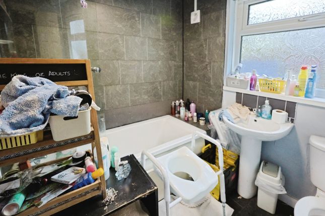 64, Bridge Street, Bishop Auckland photo 4