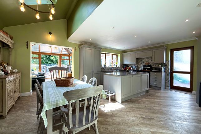 19 Gower Road, Aberdare photo 5