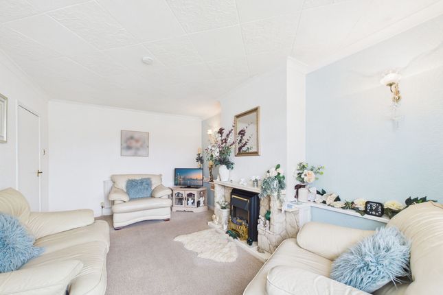 1 Westgate Drive, Manchester photo 4