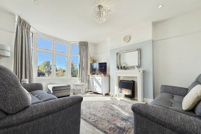 West Wycombe Road, Buckinghamshire photo 2