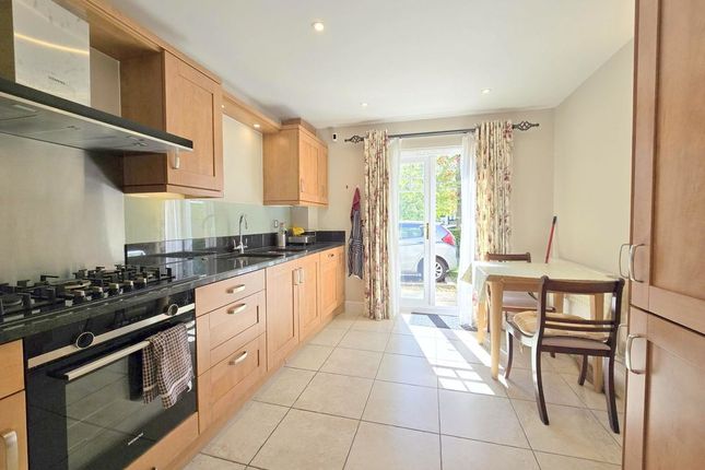 Flat 1 Argent House, 30 The Avenue, Pinner photo 4