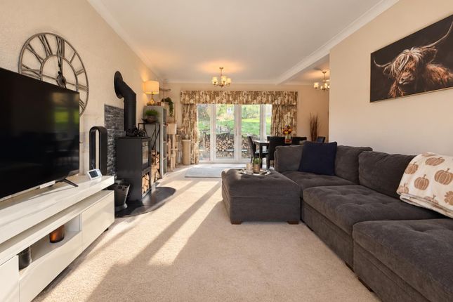 7, St. Juliens Way, Barnsley photo 2