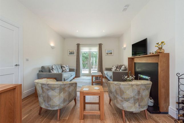 2, Foster Road, West Sussex photo 4