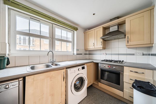 Flat 4, East Lodge,, Allenby Road, London photo 4