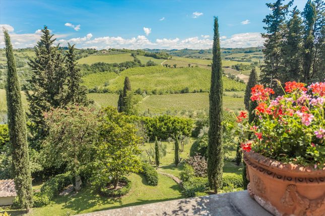 Villa for sale in Cerbaia, Florence, Tuscany, Italy