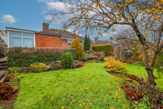302, Langer Lane, Chesterfield photo 2