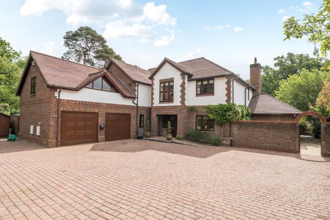 Tanglewood, Windmill Lane, Ringwood photo 3