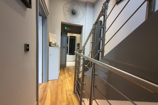 41 Preston Road, Brighton photo 3