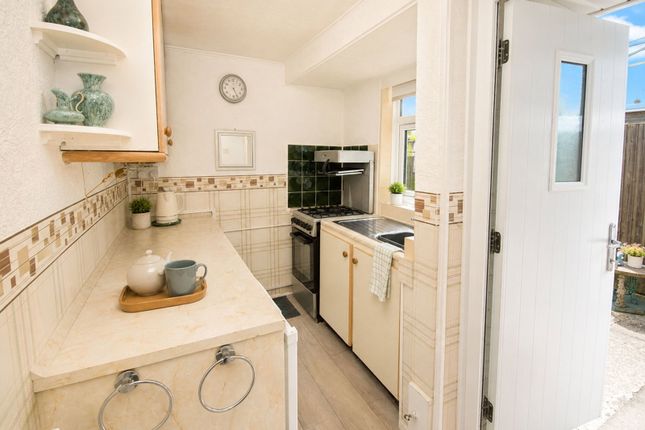 107, Mount Pleasant, Kingswinford photo 2