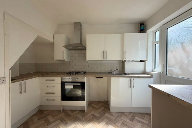 65, Dover Road East, Kent photo 4