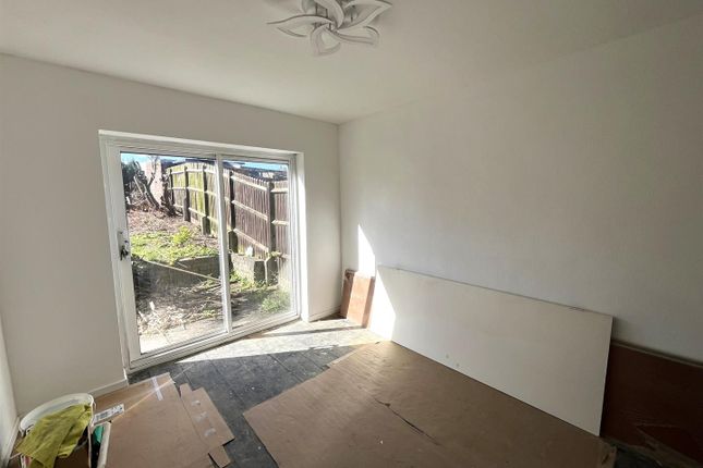 Semi-detached house to rent in Four Pounds Avenue, Coventry