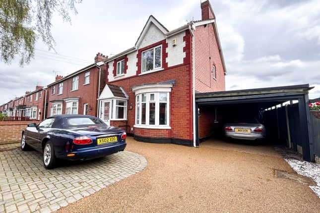 Detached house for sale in Buckingham Avenue, Scunthorpe