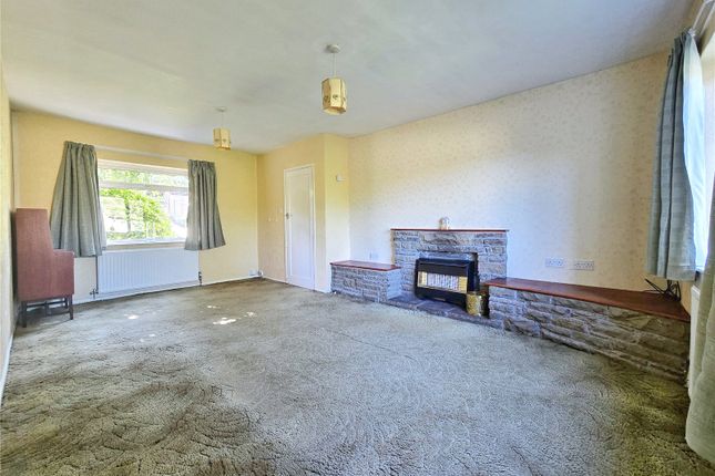 119, Hardman Avenue, Rossendale photo 2