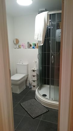 Flat 1, Merthyr Road Flat 2, 14-16, Whitchurch photo 4