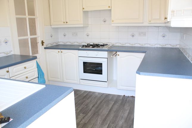 8, Iona Close, Tibshelf photo 4