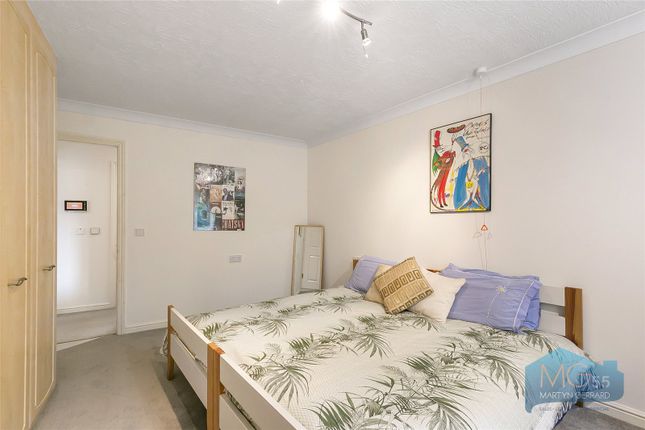 7, Mulberry Court, East Finchley photo 2