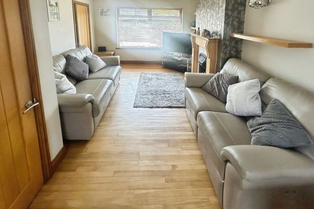 36, Greenwood Close, Bridgend photo 4