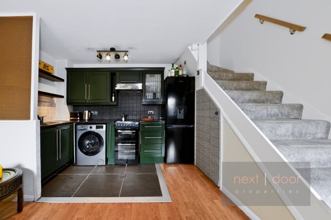 Ardent Close, South Norwood photo 3
