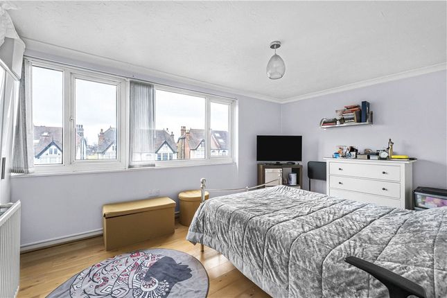 Flat for sale in South Norwood Hill, London