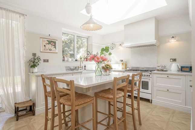 40, Lower Hampton Road, Sunbury-On-Thames photo 4