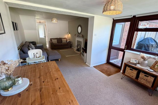 11, Fallowfield Close, Hereford photo 4