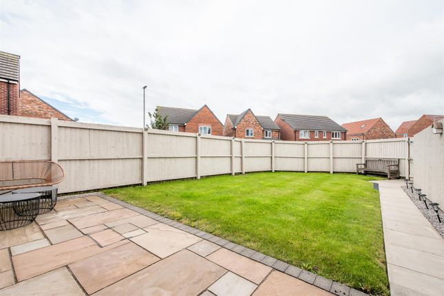 16, Goldcrest Avenue, Leyland photo 4